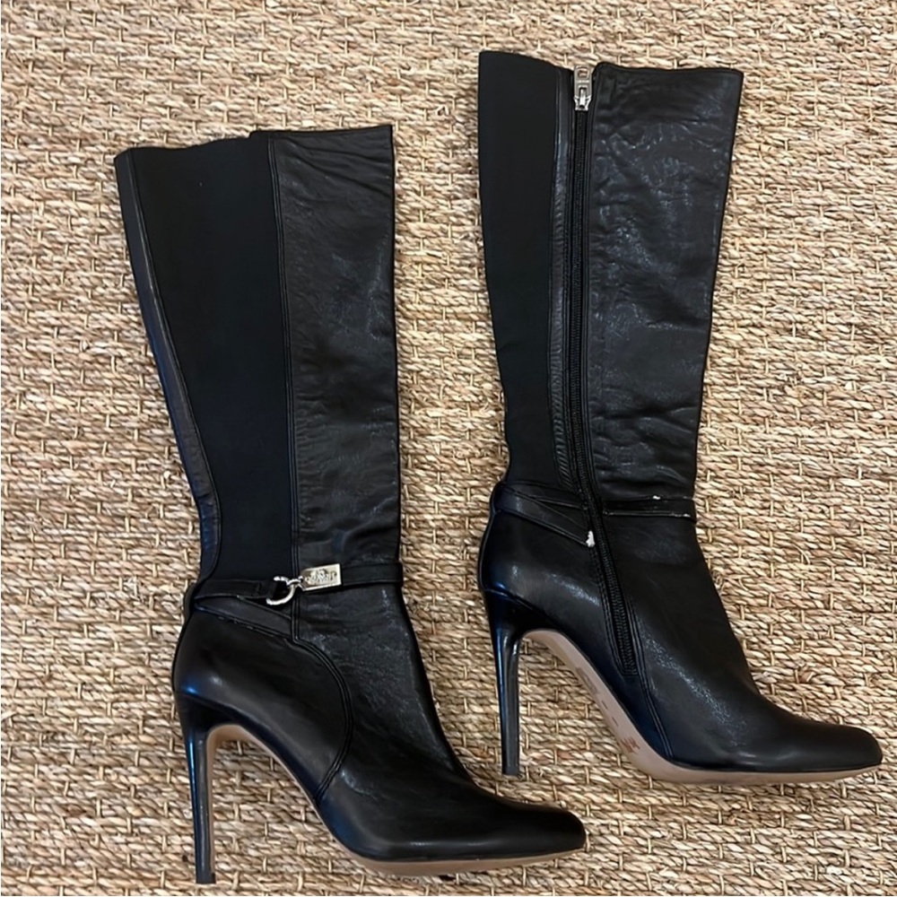 Coach Black Heeled Kneehigh Boots (slight wear and
tear): size 6B